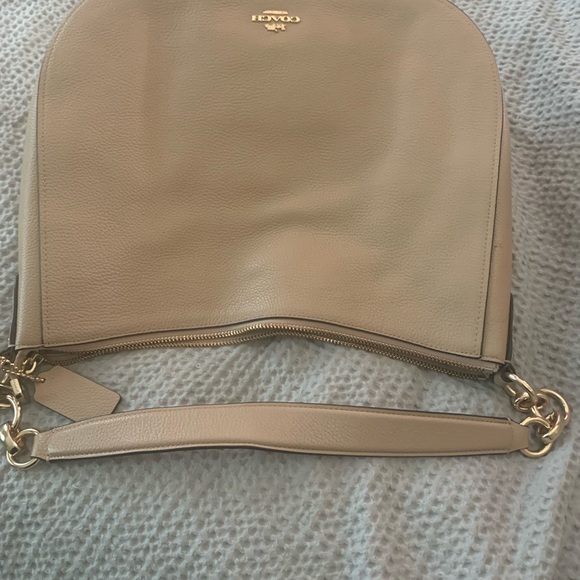 Coach Cream leather hardware, interior and bottom 10/10 - Picture 7 of 7